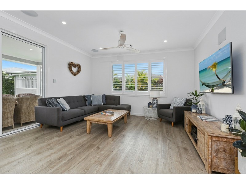 27 Laceflower Parade, Casuarina NSW 2487
