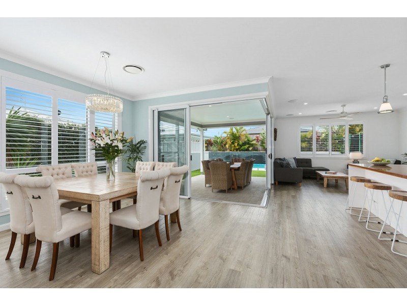 27 Laceflower Parade, Casuarina NSW 2487