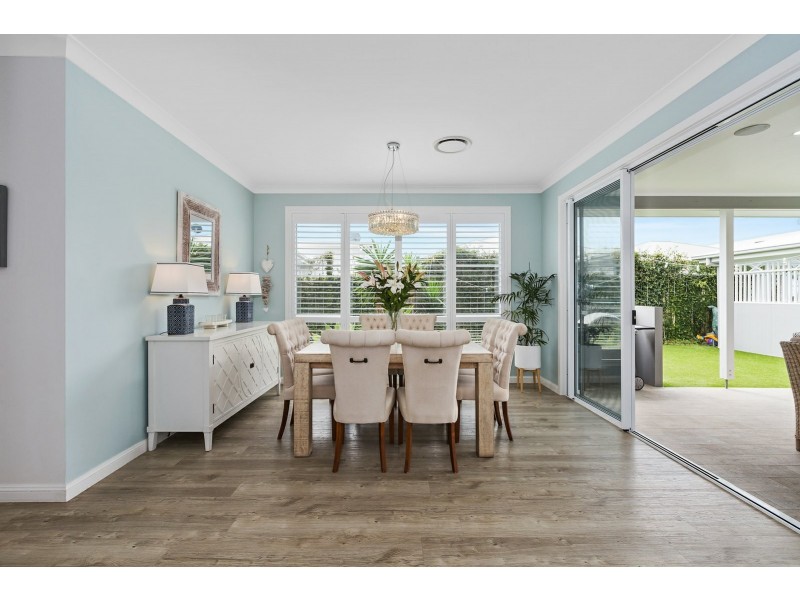 27 Laceflower Parade, Casuarina NSW 2487