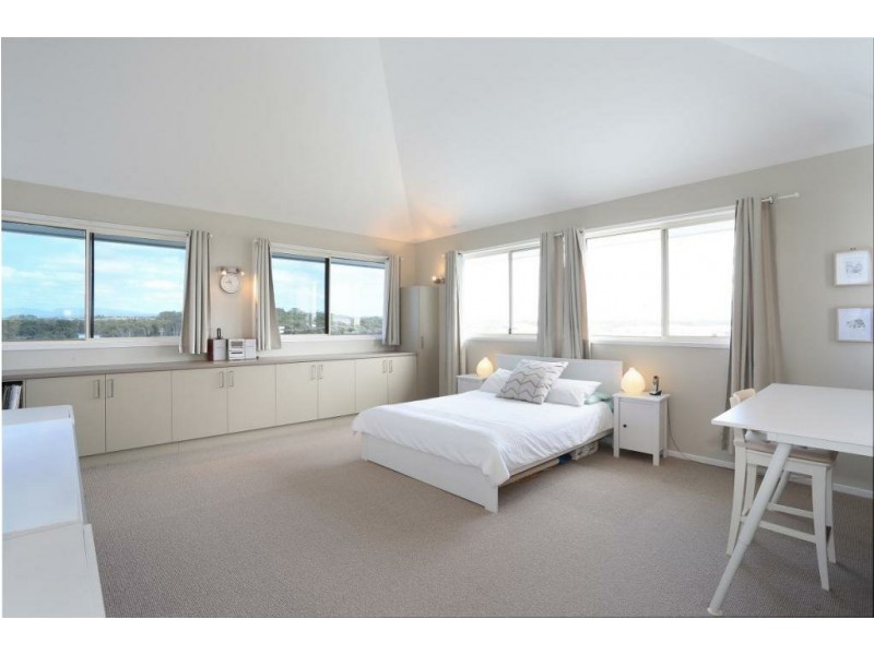 375 Casuarina Way, Casuarina NSW 2487