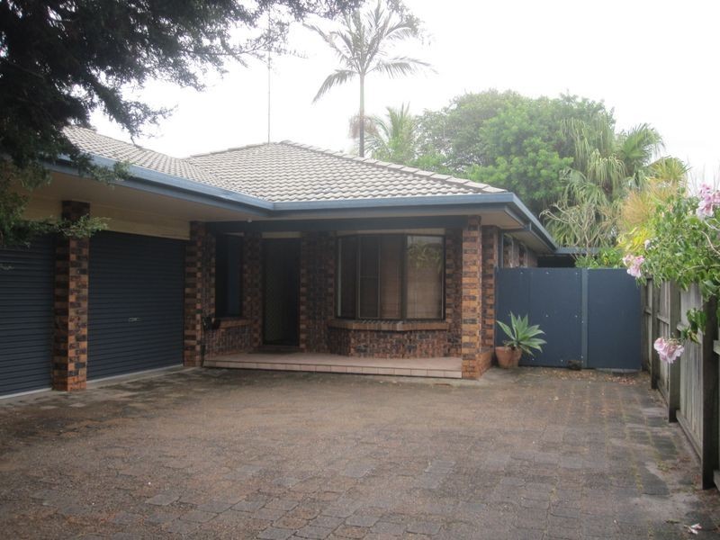 1/5 Poinciana Avenue, Cabarita Beach NSW 2488