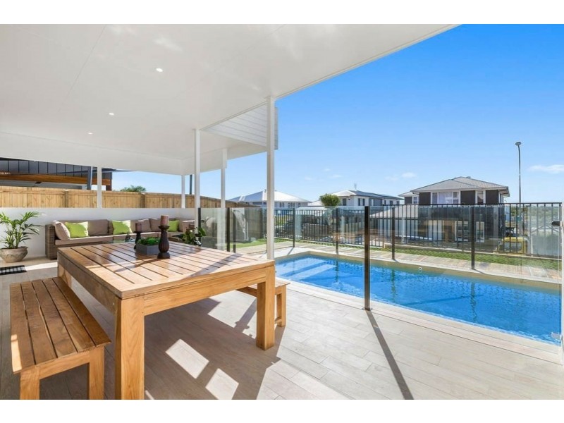 12 Trestles Avenue, Casuarina NSW 2487