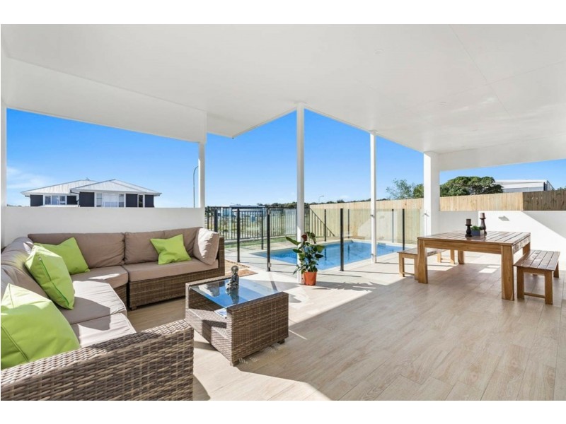 12 Trestles Avenue, Casuarina NSW 2487