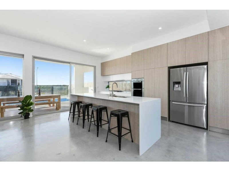 12 Trestles Avenue, Casuarina NSW 2487