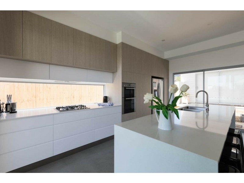 12 Trestles Avenue, Casuarina NSW 2487