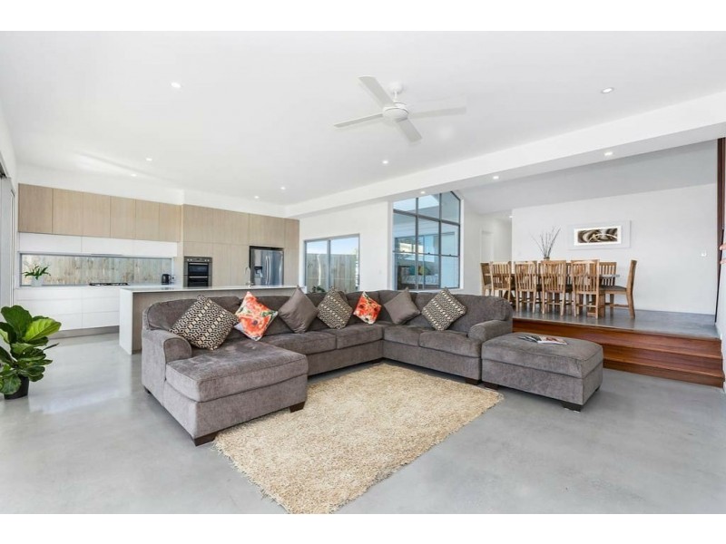 12 Trestles Avenue, Casuarina NSW 2487