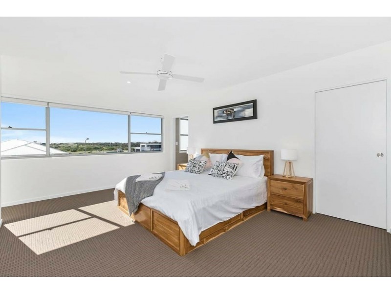 12 Trestles Avenue, Casuarina NSW 2487