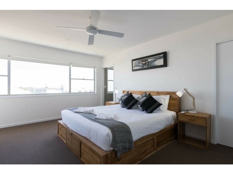 12 Trestles Avenue, Casuarina NSW 2487