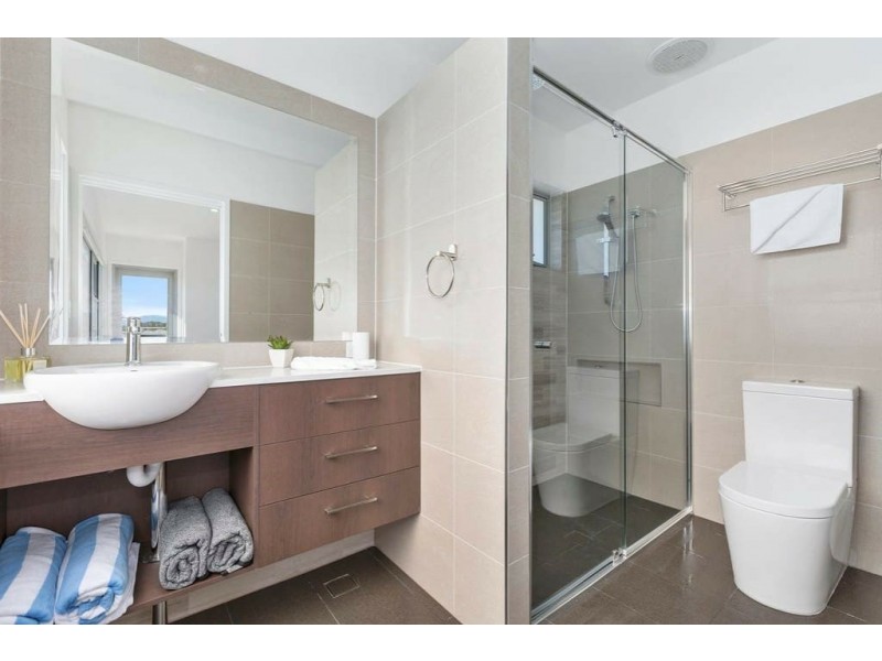 12 Trestles Avenue, Casuarina NSW 2487