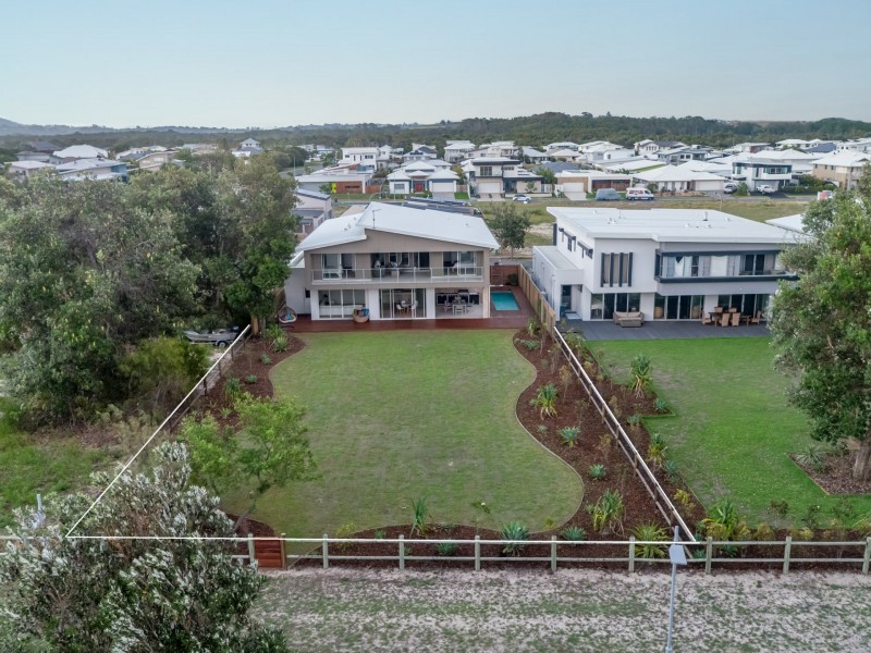 97 Cylinders Drive, Kingscliff NSW 2487