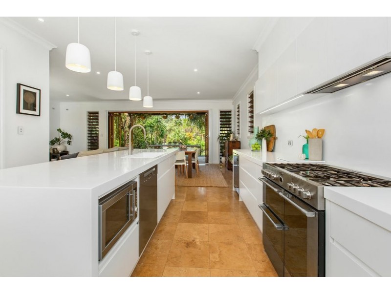 8 Hyndes Lane, Casuarina NSW 2487