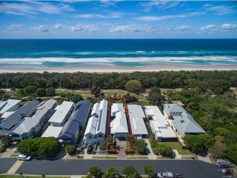 8 Hyndes Lane, Casuarina NSW 2487