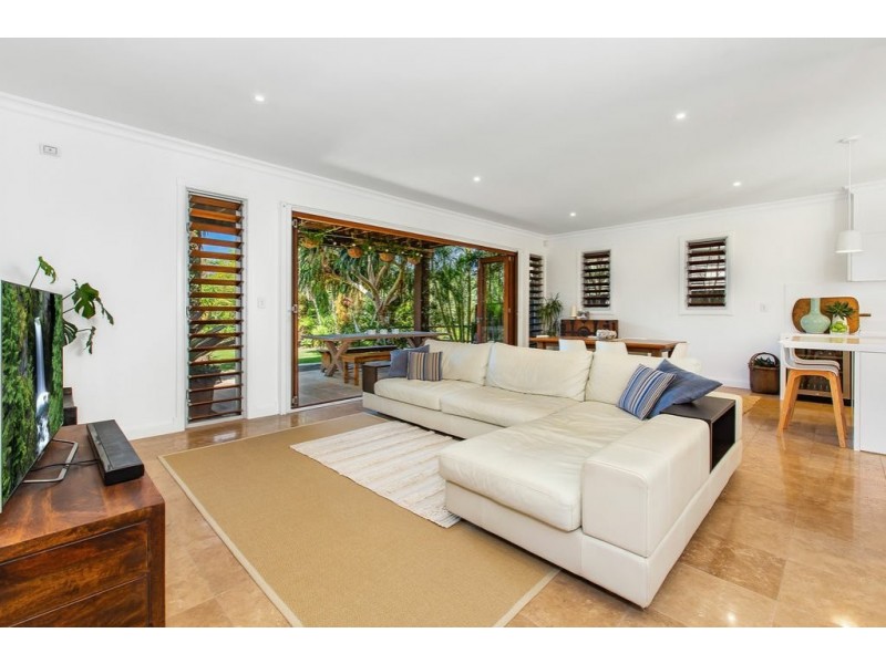 8 Hyndes Lane, Casuarina NSW 2487