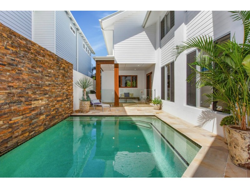 8 Hyndes Lane, Casuarina NSW 2487