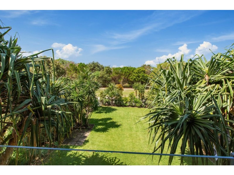 8 Hyndes Lane, Casuarina NSW 2487