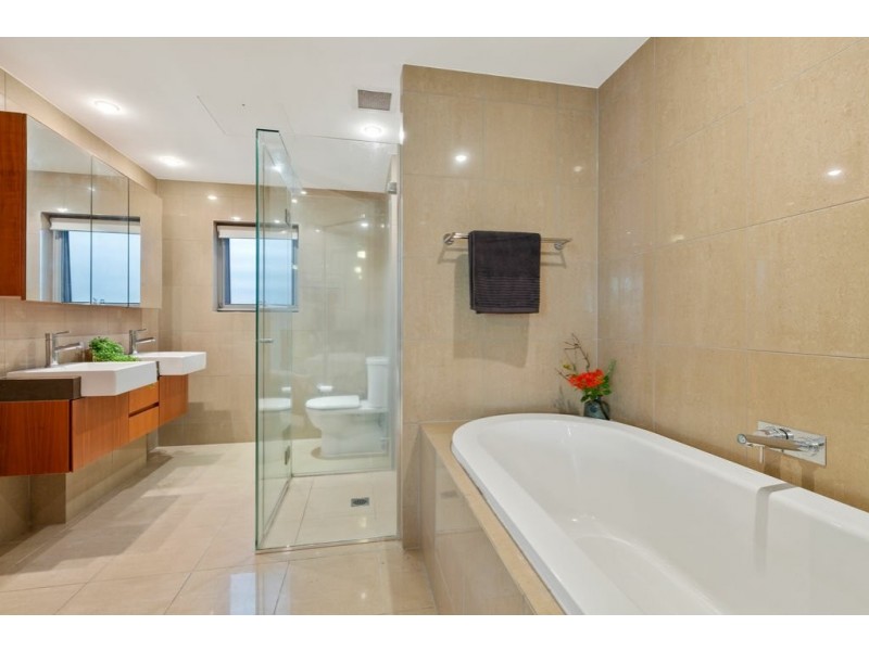 64/685 Casuarina Way, Casuarina NSW 2487