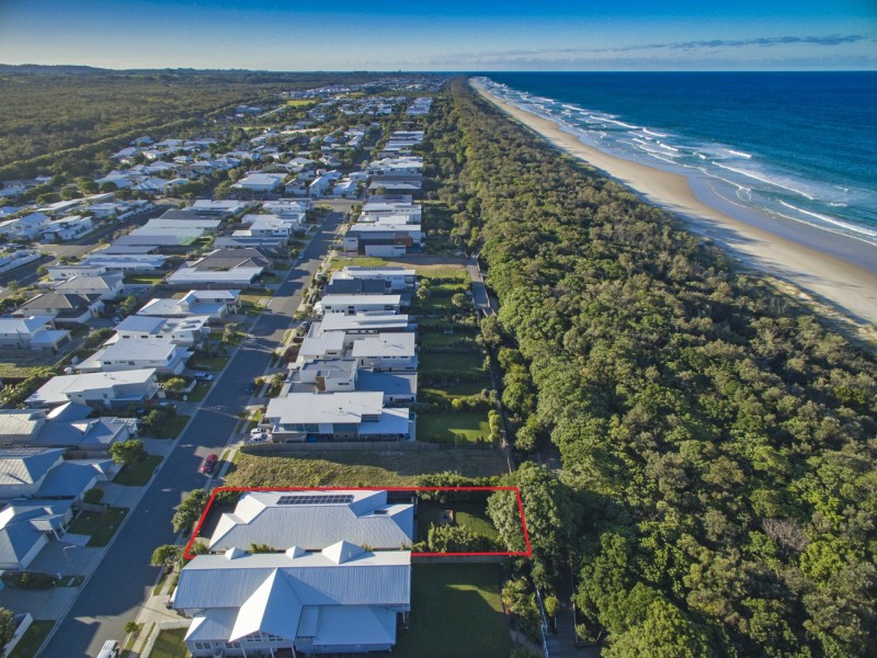 33 Daybreak Boulevard, Casuarina NSW 2487