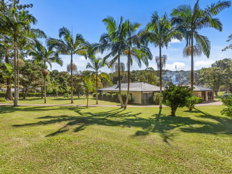 127 Smiths Creek Road, Uki NSW 2484