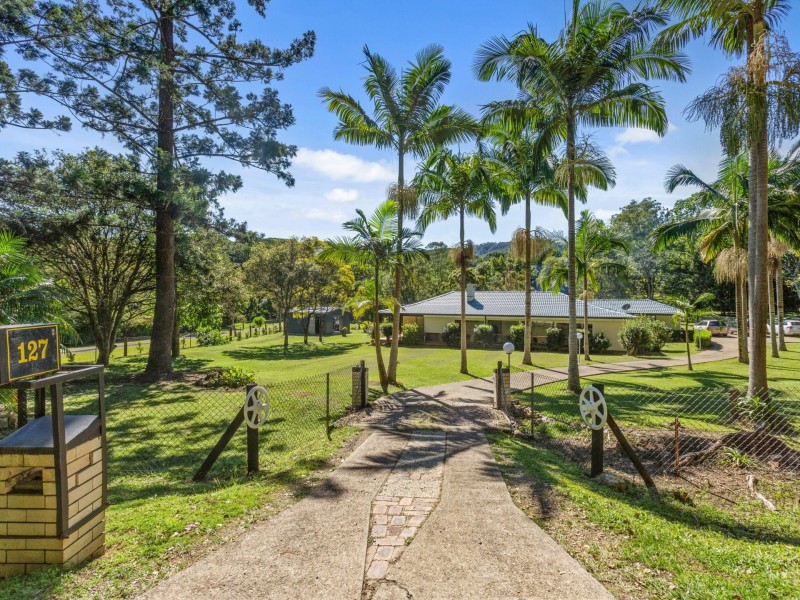127 Smiths Creek Road, Uki NSW 2484