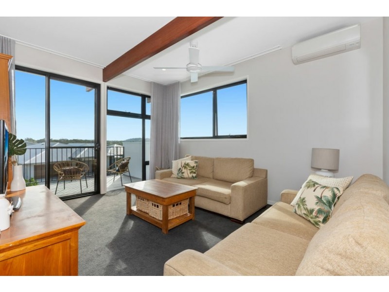 37 Lobelia Crescent, Casuarina NSW 2487