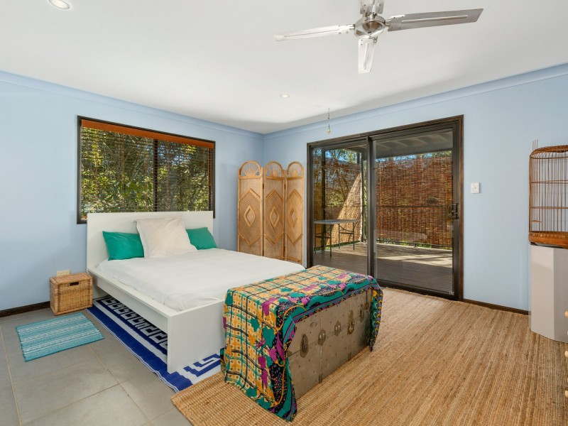 6 Smiths Creek Road, Uki NSW 2484