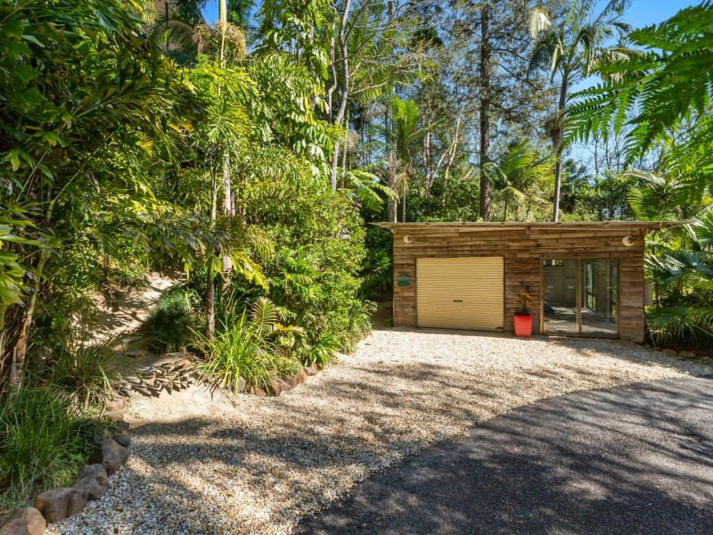 6 Smiths Creek Road, Uki NSW 2484