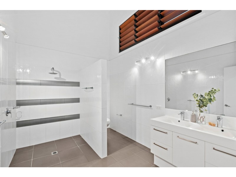 1 Cornet Lane, Casuarina NSW 2487