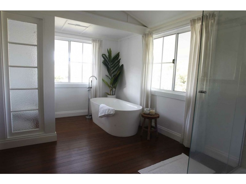 18 Riverside Drive, Tumbulgum NSW 2490