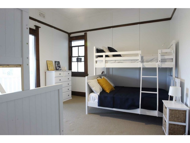 18 Riverside Drive, Tumbulgum NSW 2490