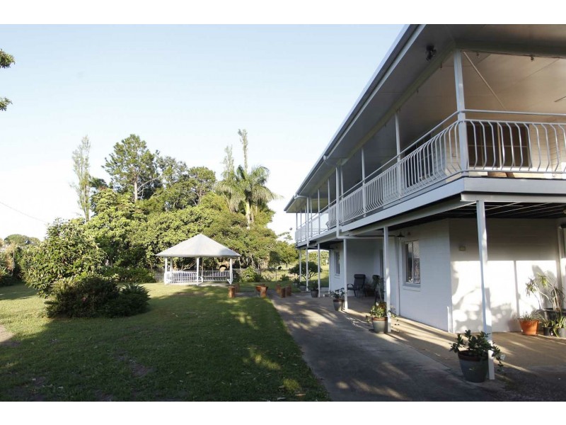 18 Riverside Drive, Tumbulgum NSW 2490