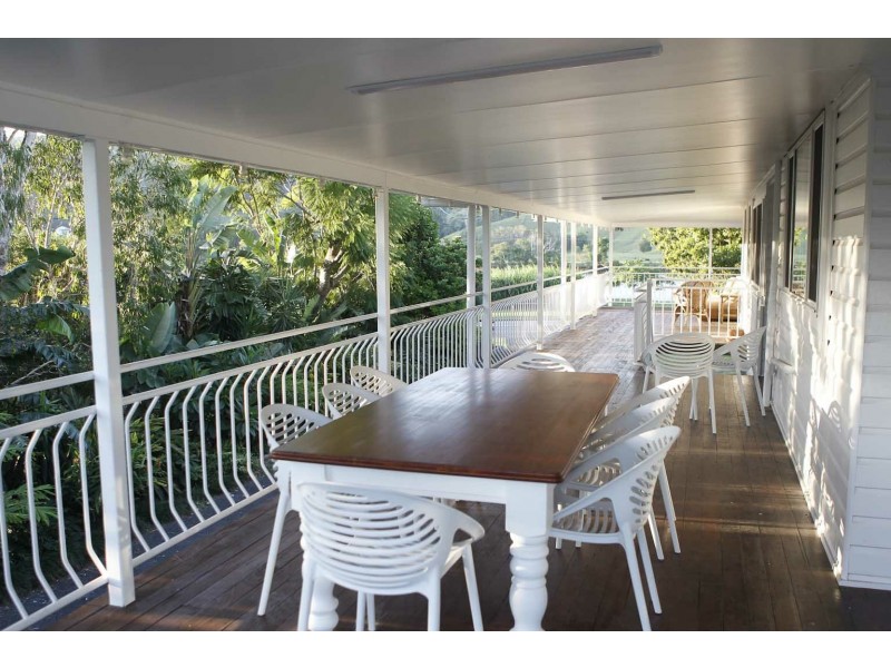 18 Riverside Drive, Tumbulgum NSW 2490