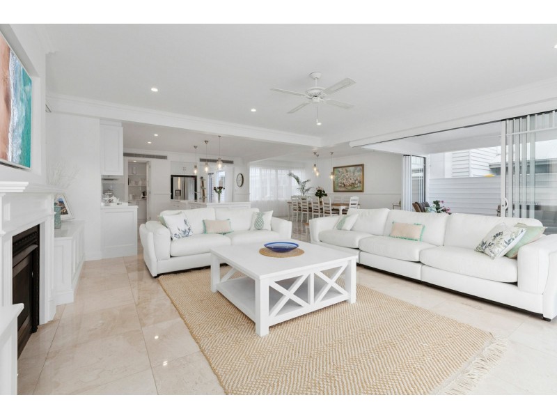 16 Eclipse Lane, Casuarina NSW 2487