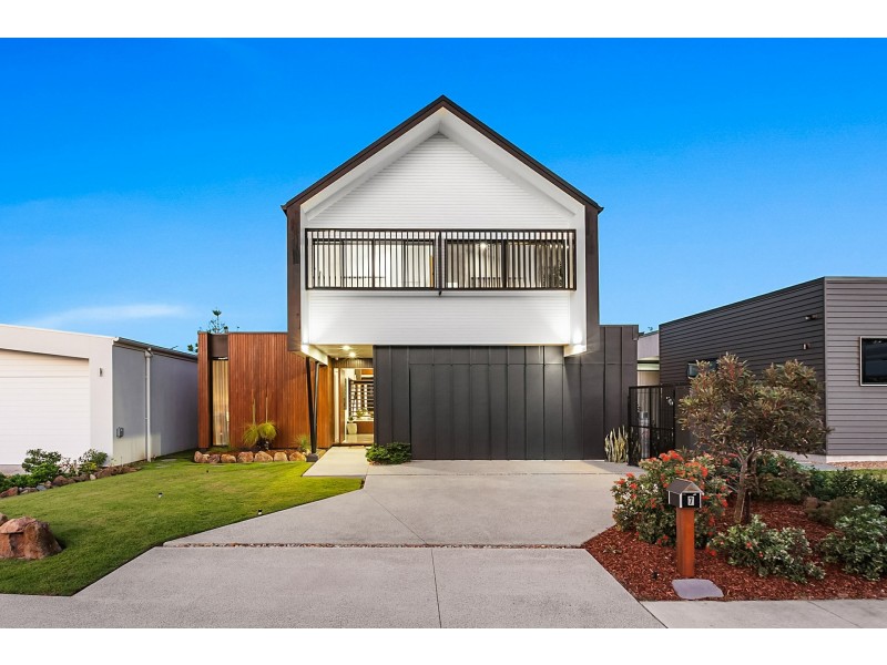 7 Sea Eagle Court, Casuarina NSW 2487