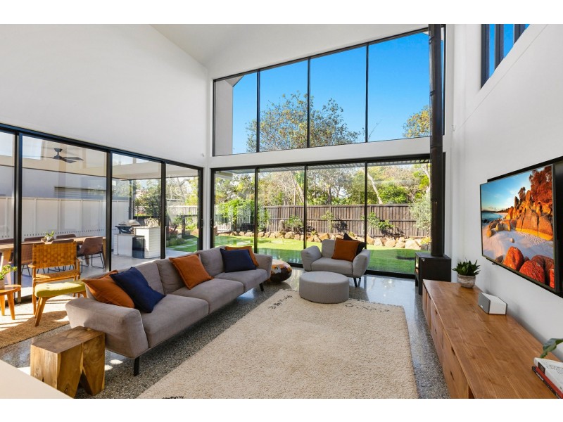 7 Sea Eagle Court, Casuarina NSW 2487