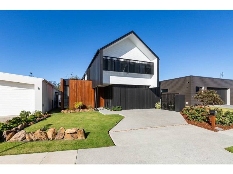 7 Sea Eagle Court, Casuarina NSW 2487