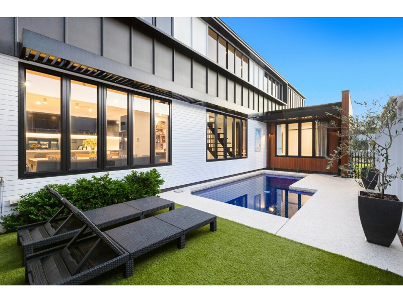 7 Sea Eagle Court, Casuarina NSW 2487