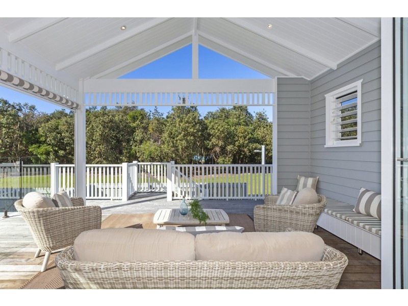 11 Cylinders Drive, Kingscliff NSW 2487