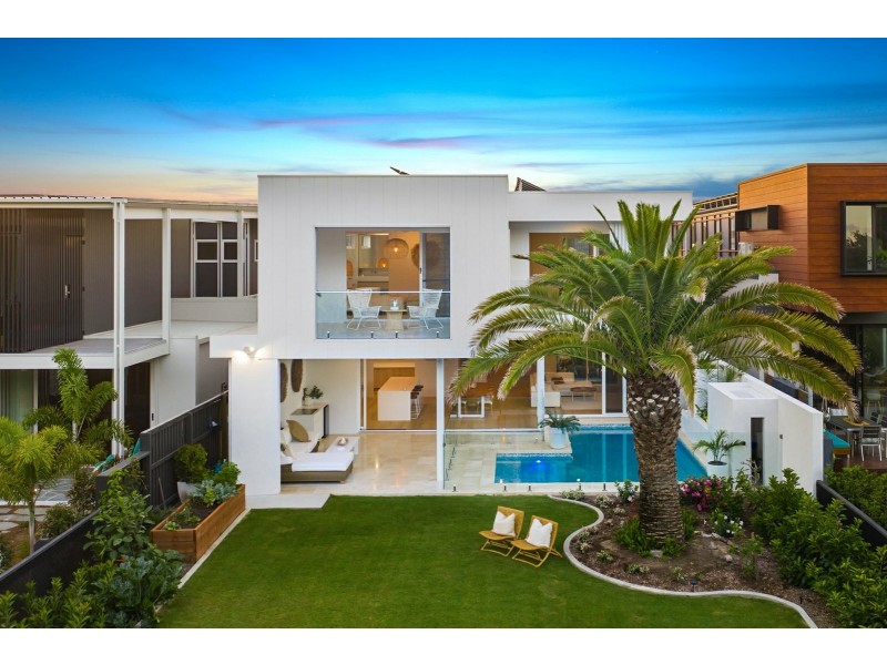 13 Daybreak Boulevard, Casuarina NSW 2487