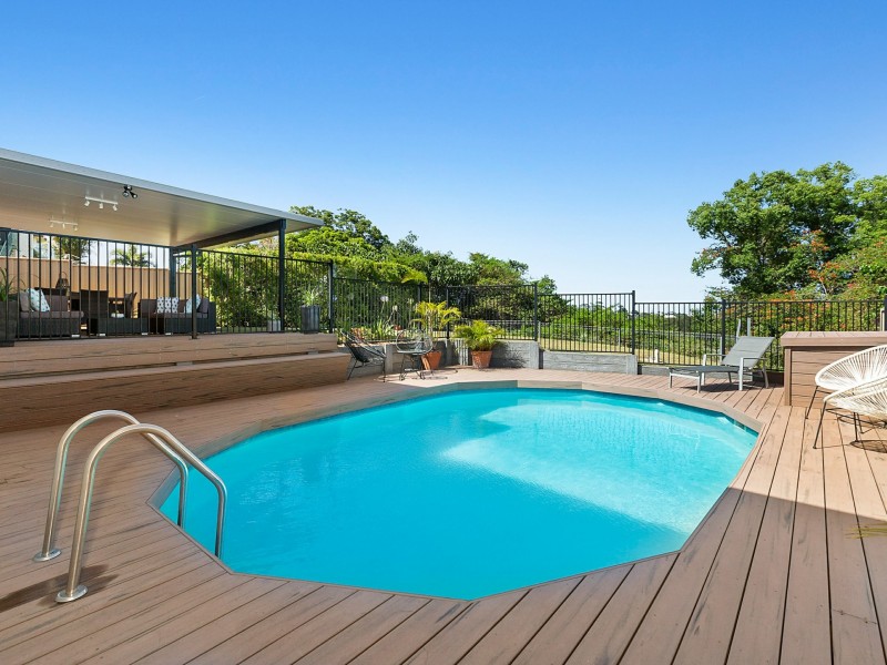 18 Summit Drive, Banora Point NSW 2486