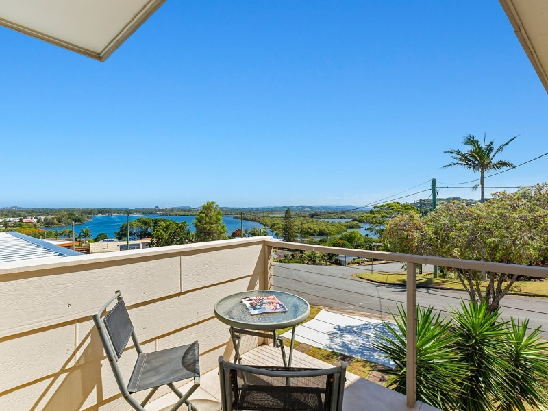 18 Summit Drive, Banora Point NSW 2486