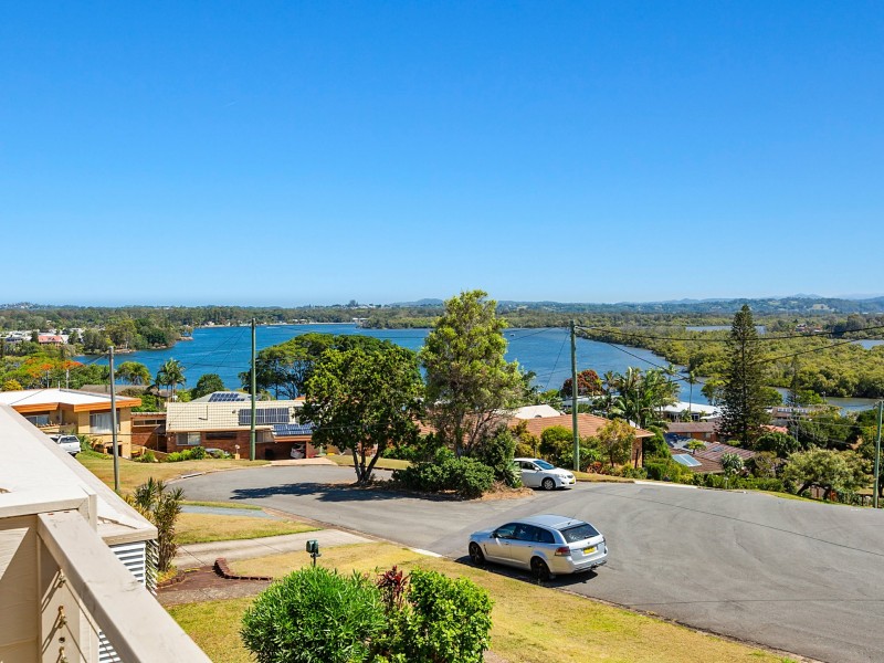 18 Summit Drive, Banora Point NSW 2486