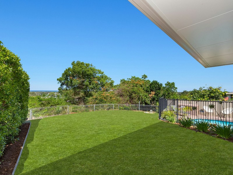 18 Summit Drive, Banora Point NSW 2486