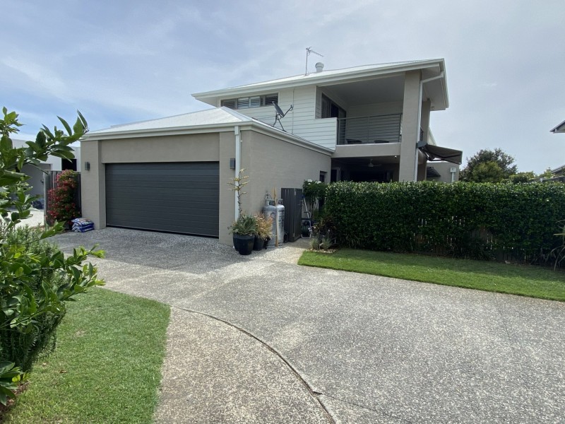 671 Casuarina Way, Casuarina NSW 2487