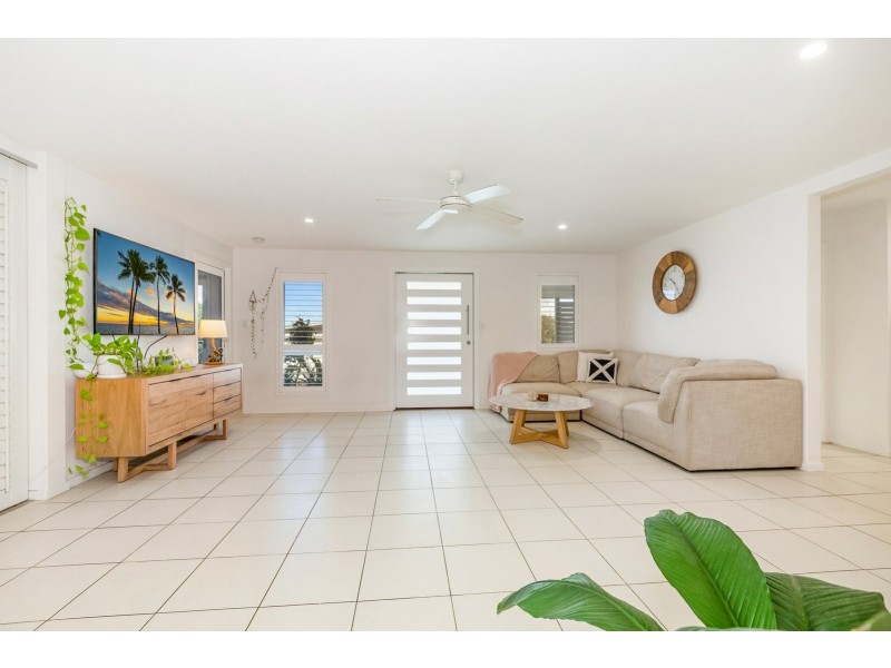 375 Casuarina Way, Casuarina NSW 2487