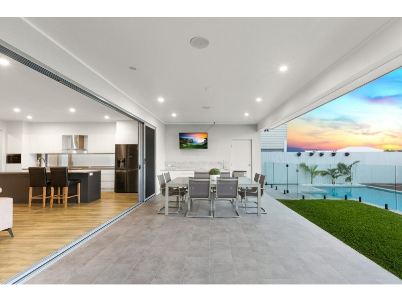 14 Trestles Avenue, Casuarina NSW 2487