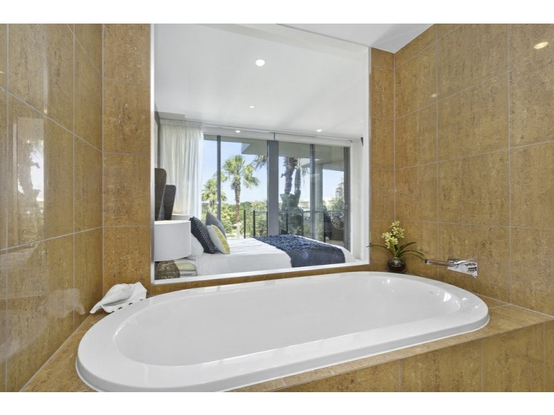84/685 Casuarina Way, Casuarina NSW 2487