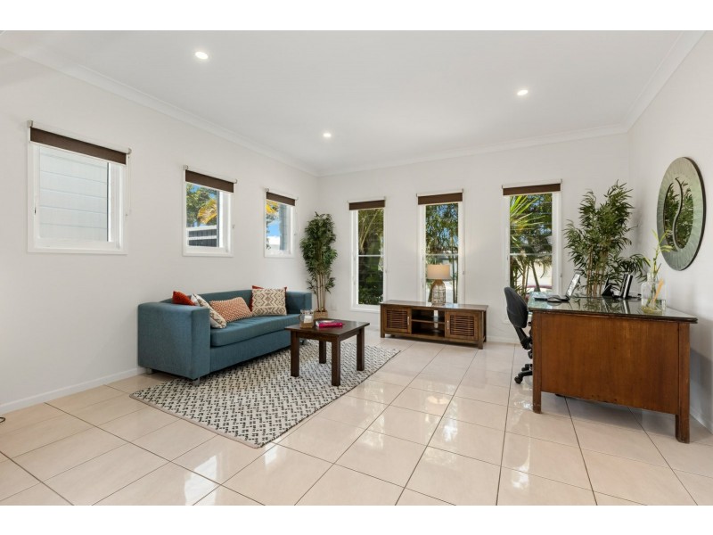 684 Casuarina Way, Casuarina NSW 2487