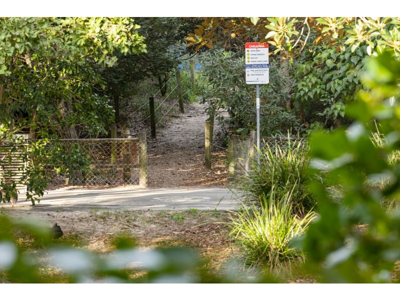 1 She-Oak Lane, Casuarina NSW 2487