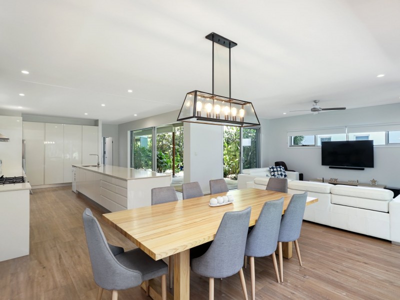 17 Beech Lane, Casuarina NSW 2487