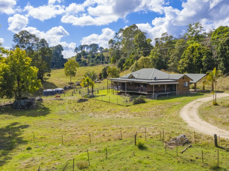 13 Boulder Close, Byangum NSW 2484